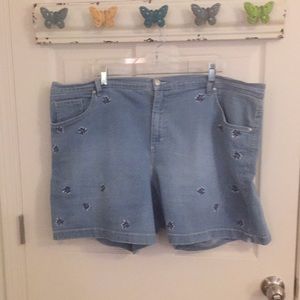 🌈 2 for $25 Sale! Gloria Vanderbilt Jeans Shorts